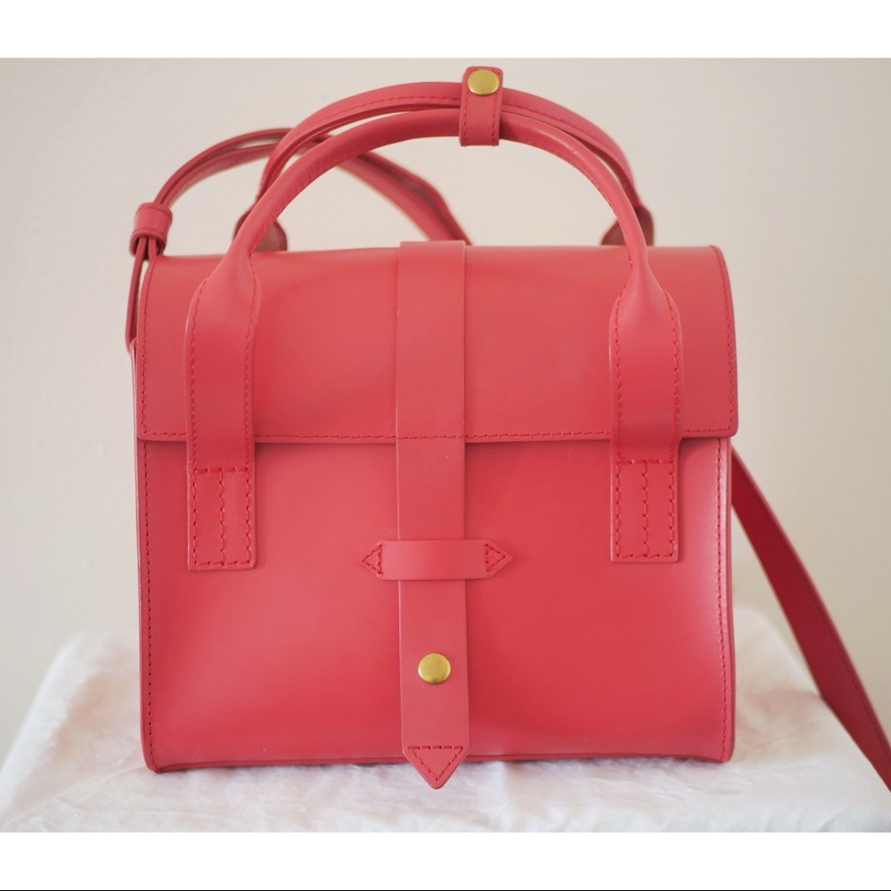 MARKDOWN! IIIBeca by Joy Gryson North Moore Satchel